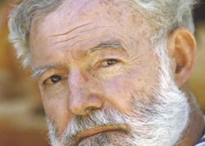 Ernest Hemingway, histoire et biographie de Hemingway