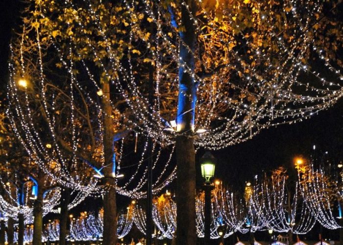 Les illuminations de Noël des Champs-Élysées