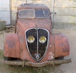PEUGEOT 402 LT 1936 : Le taxi star