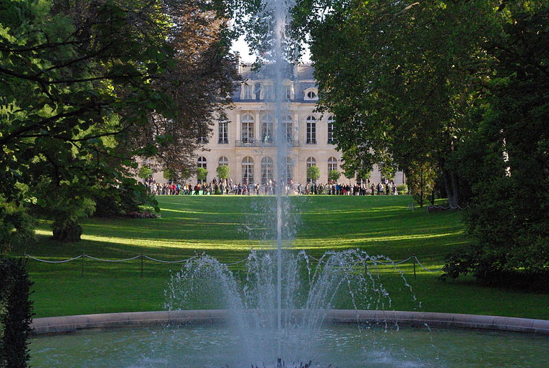 Palais Élysée depuis jardin
